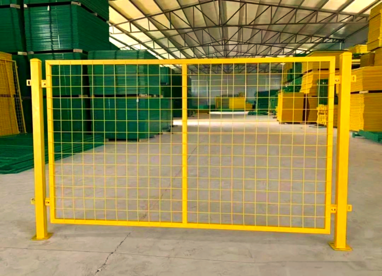 How to Choose Anti-Collision Guardrails for Factory Workshops?